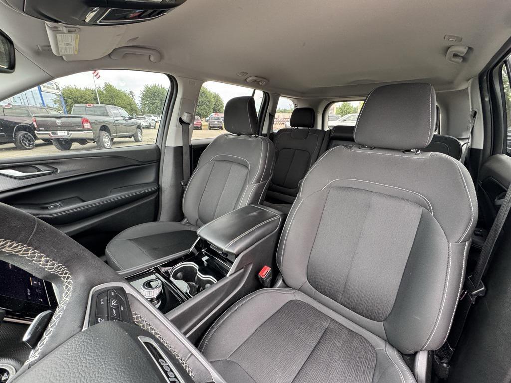 used 2023 Jeep Grand Cherokee car, priced at $29,940