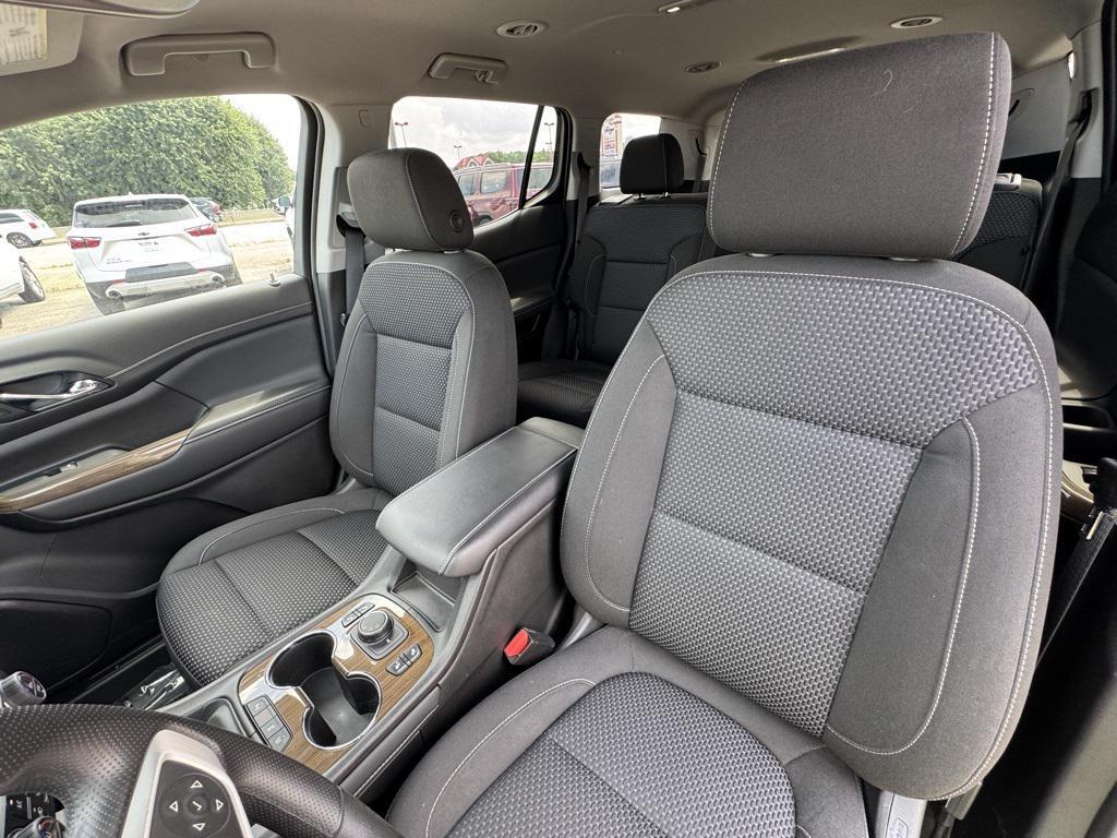 used 2023 GMC Acadia car, priced at $30,450