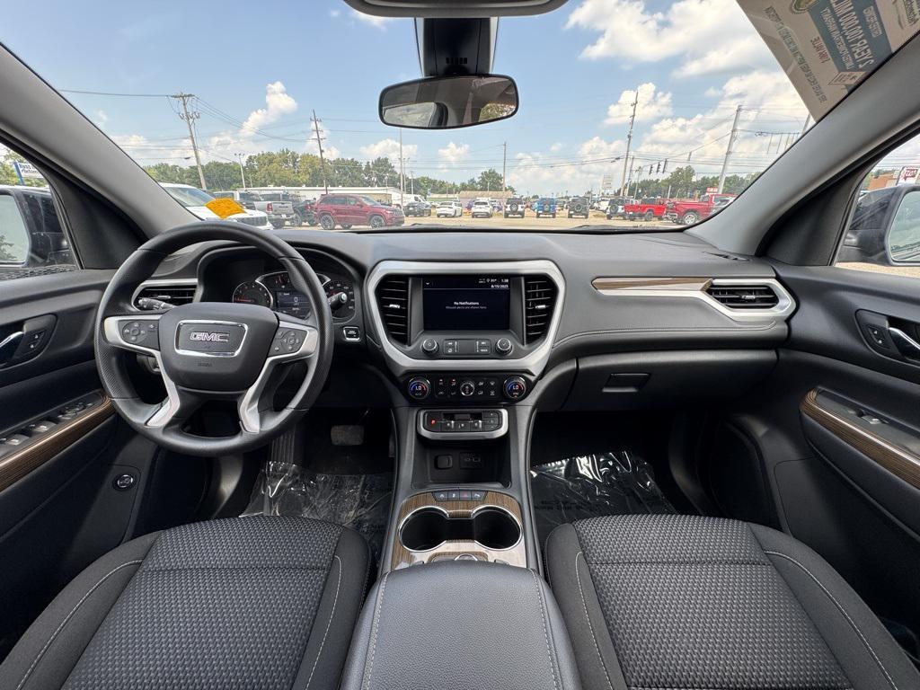 used 2023 GMC Acadia car, priced at $30,450