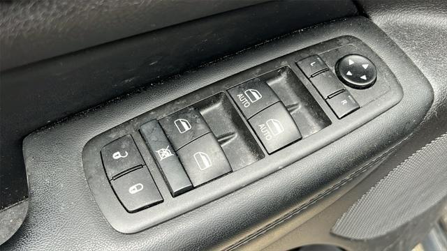 used 2023 Jeep Grand Cherokee car, priced at $30,925