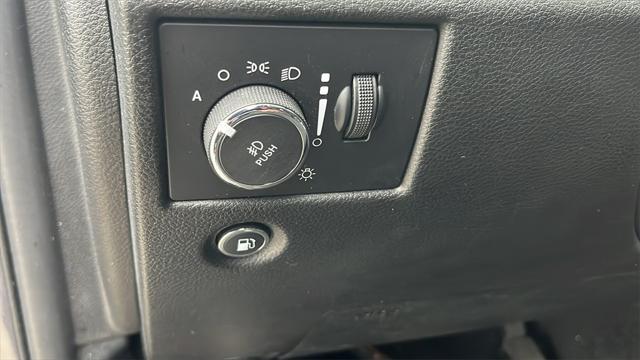 used 2023 Jeep Grand Cherokee car, priced at $30,925