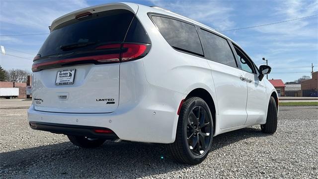 new 2024 Chrysler Pacifica car, priced at $61,455