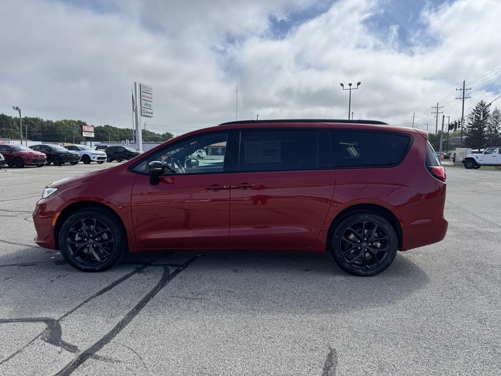 new 2026 Chrysler Pacifica car, priced at $55,113