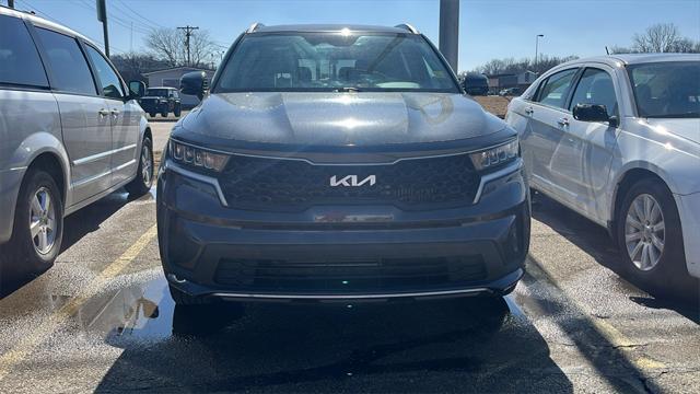 used 2022 Kia Sorento Hybrid car, priced at $25,540