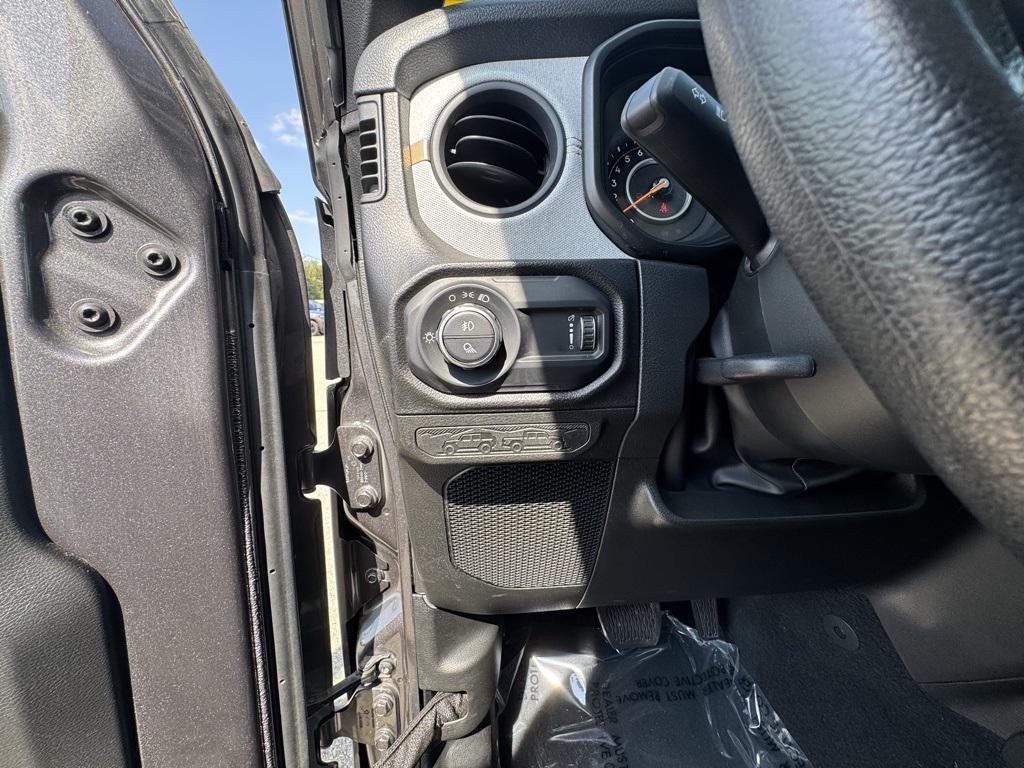 used 2024 Jeep Gladiator car, priced at $38,640