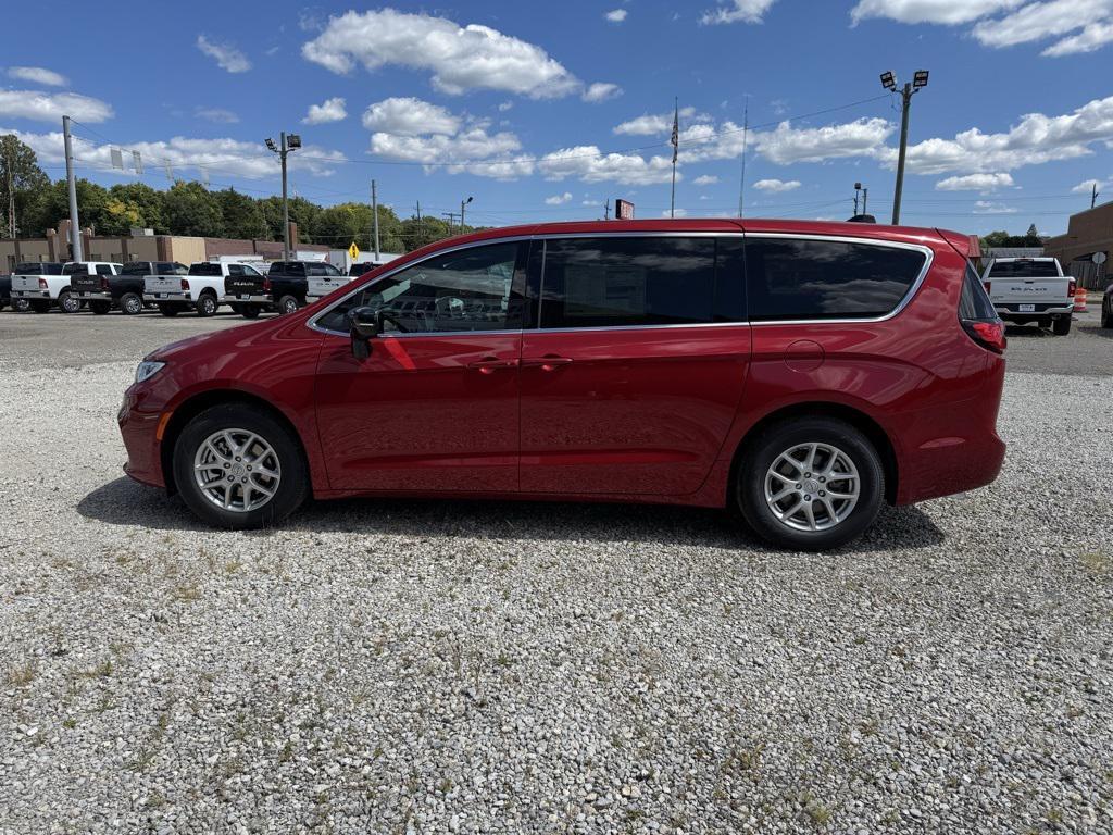 new 2026 Chrysler Pacifica car, priced at $44,812