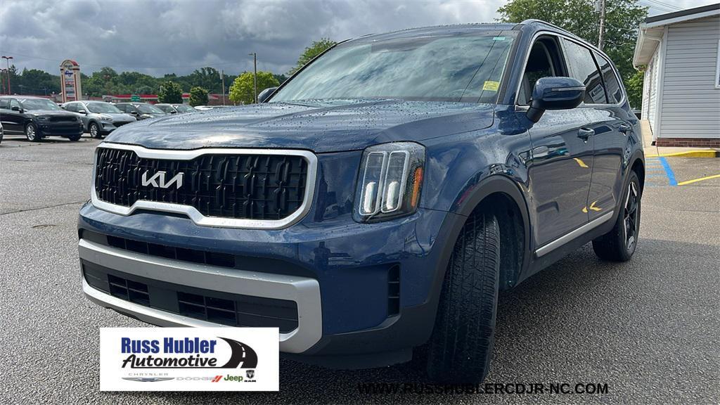 used 2023 Kia Telluride car, priced at $30,780