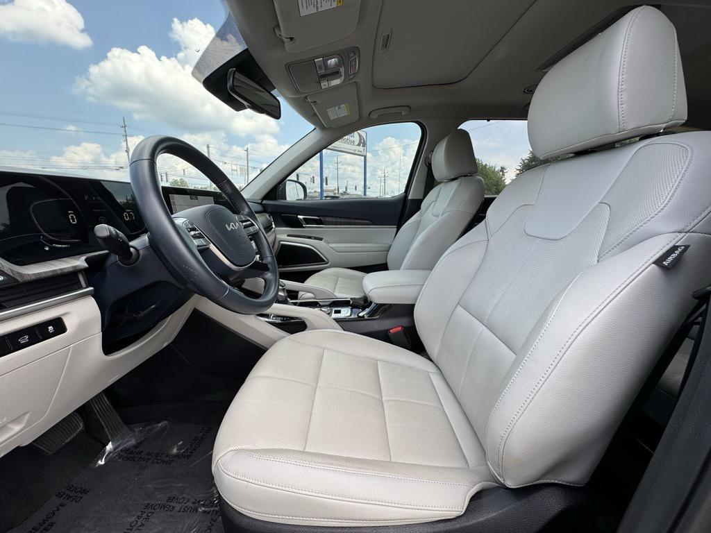 used 2023 Kia Telluride car, priced at $30,780