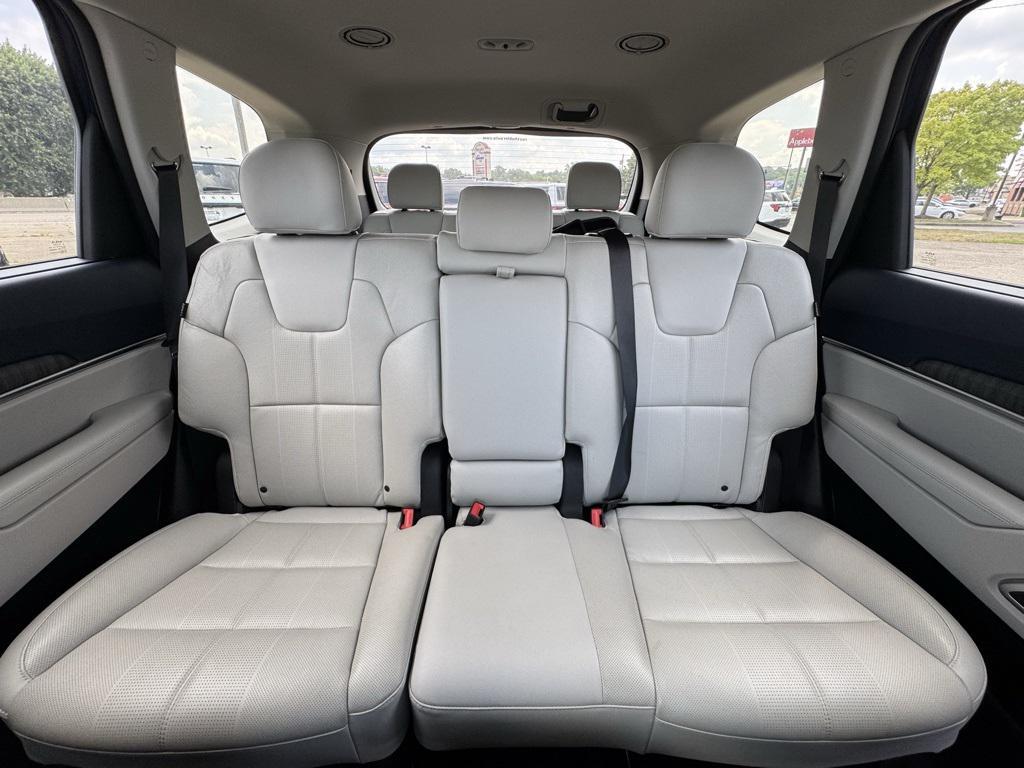 used 2023 Kia Telluride car, priced at $30,780