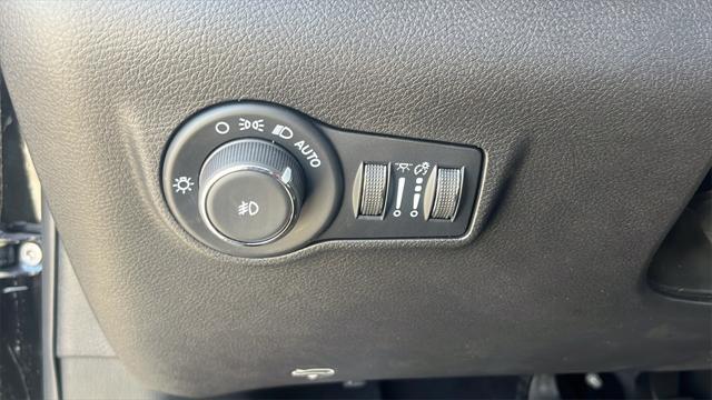 new 2025 Jeep Compass car, priced at $36,573