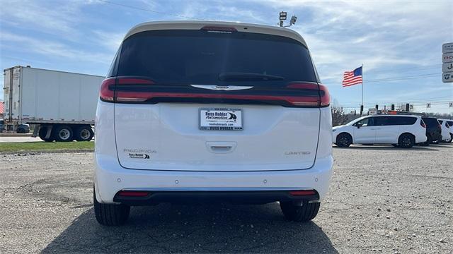 new 2024 Chrysler Pacifica car, priced at $55,470