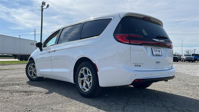 new 2024 Chrysler Pacifica car, priced at $55,470
