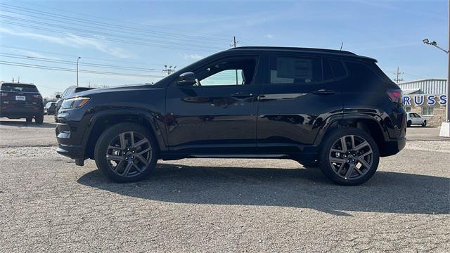 new 2025 Jeep Compass car, priced at $36,572