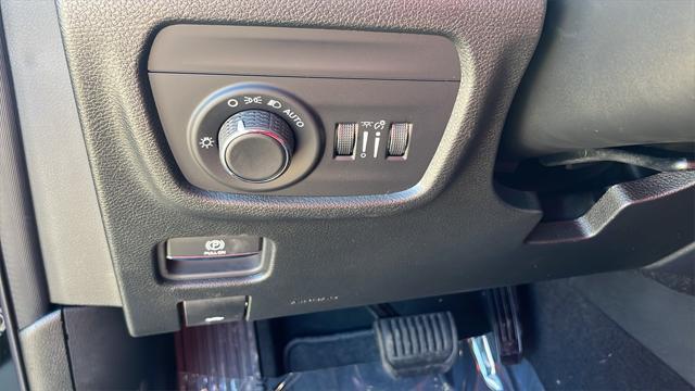 new 2025 Jeep Grand Cherokee car, priced at $46,470