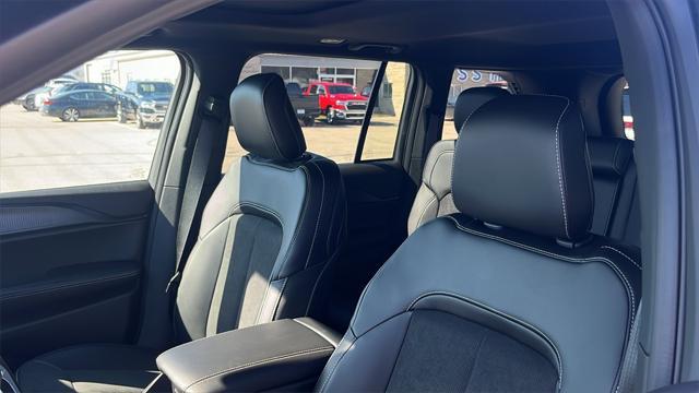 new 2025 Jeep Grand Cherokee car, priced at $46,470
