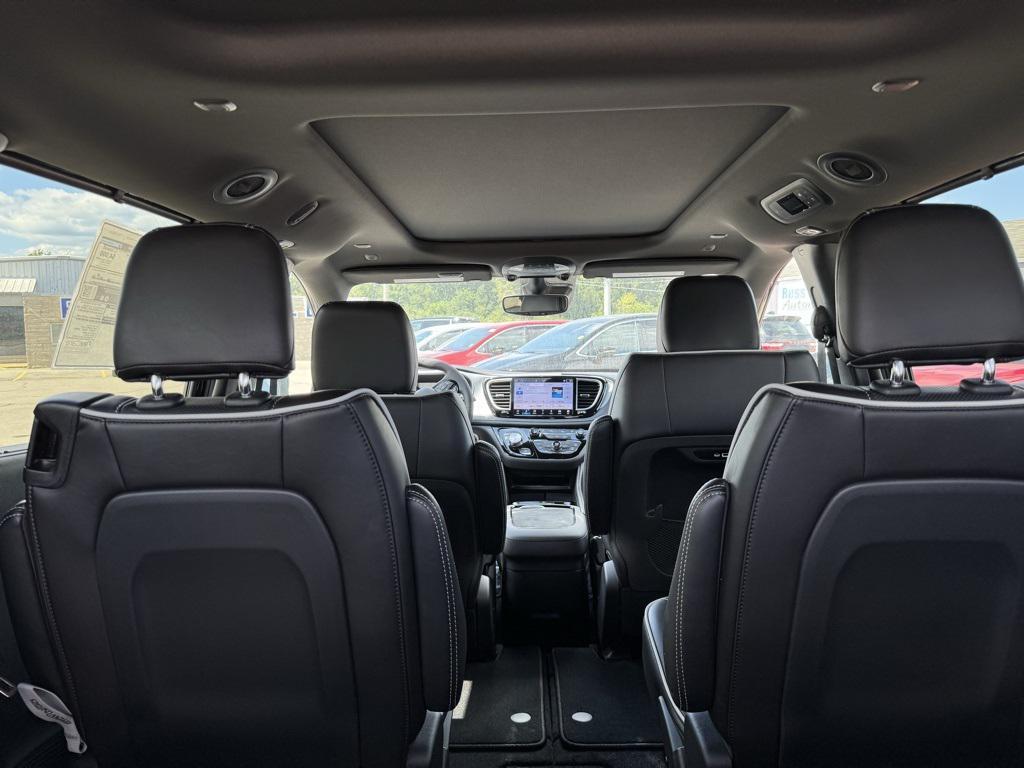 new 2026 Chrysler Pacifica car, priced at $54,672