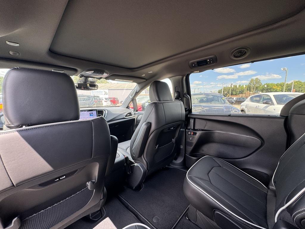 new 2026 Chrysler Pacifica car, priced at $54,672