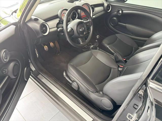 used 2013 MINI Hardtop car, priced at $5,499