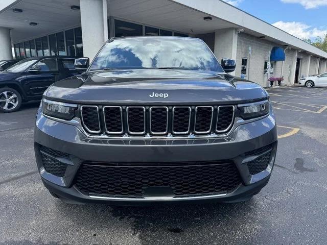 new 2024 Jeep Grand Cherokee car, priced at $42,390