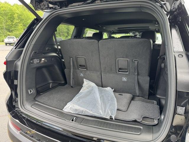 new 2025 Jeep Grand Cherokee L car, priced at $45,572