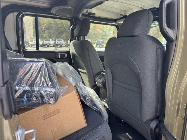 new 2025 Jeep Gladiator car, priced at $49,525