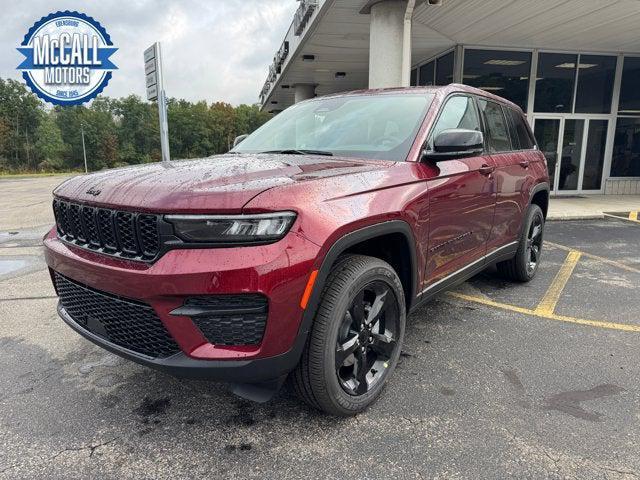 new 2025 Jeep Grand Cherokee car, priced at $46,620