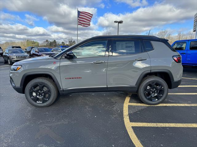 new 2024 Jeep Compass car, priced at $42,410