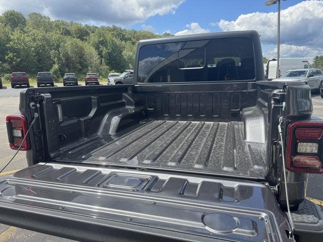 new 2025 Jeep Gladiator car, priced at $49,415