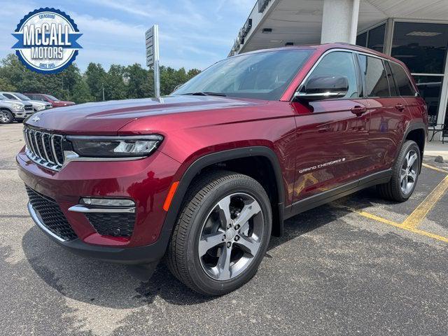 new 2025 Jeep Grand Cherokee car, priced at $54,730