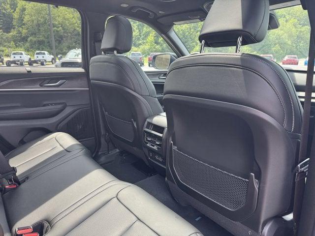 new 2025 Jeep Grand Cherokee car, priced at $54,730