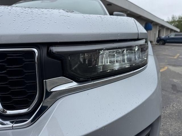 new 2025 Jeep Grand Cherokee car, priced at $41,782