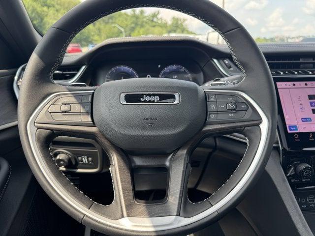 new 2025 Jeep Grand Cherokee car, priced at $54,730