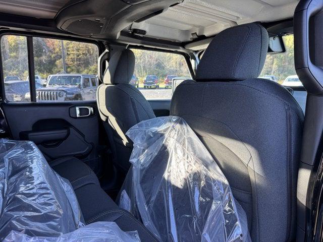 new 2025 Jeep Gladiator car, priced at $47,895