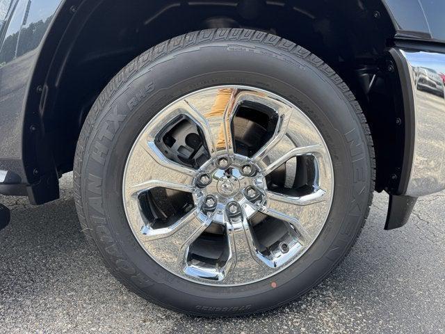 new 2025 Ram 1500 car, priced at $52,112