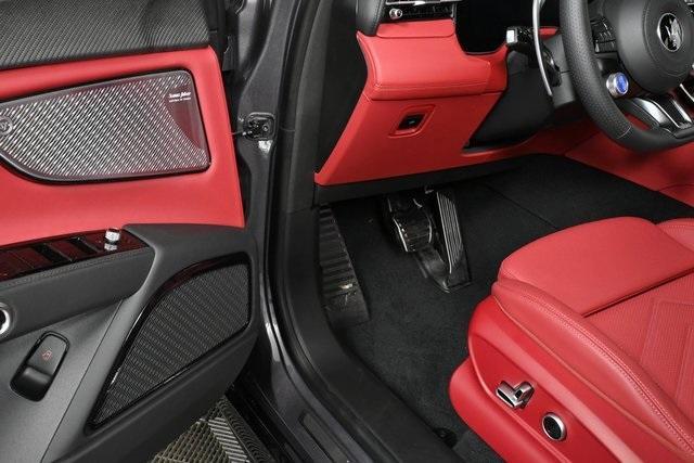 new 2025 Maserati Grecale car, priced at $100,525