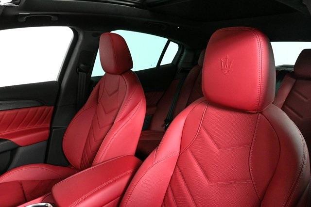 new 2025 Maserati Grecale car, priced at $97,305