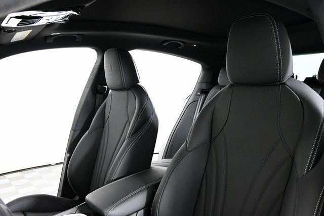 new 2025 Maserati Grecale car, priced at $89,915