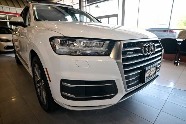 used 2019 Audi Q7 car, priced at $18,500