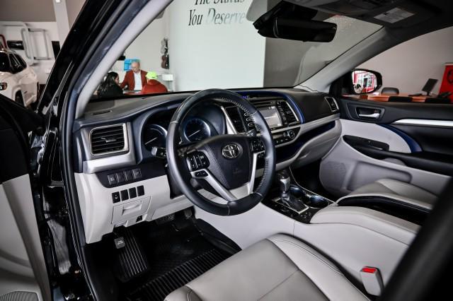 used 2019 Toyota Highlander Hybrid car, priced at $24,888