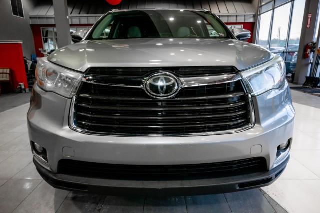 used 2014 Toyota Highlander car, priced at $19,282