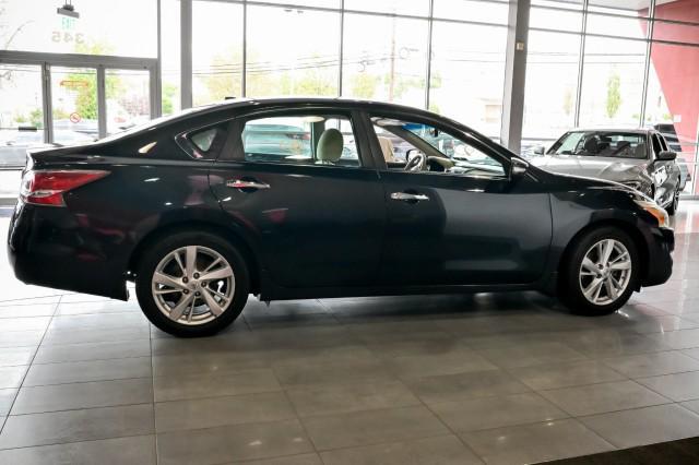 used 2014 Nissan Altima car, priced at $5,500