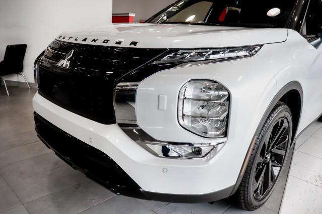 used 2024 Mitsubishi Outlander car, priced at $30,888