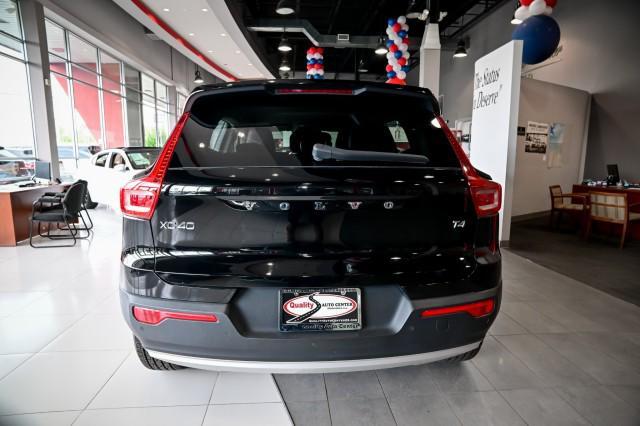 used 2022 Volvo XC40 car, priced at $19,888