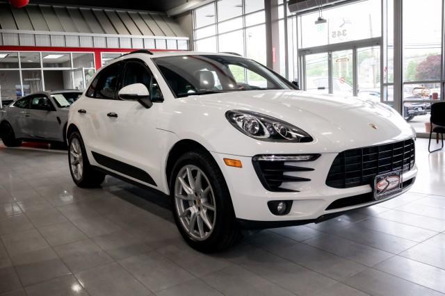 used 2018 Porsche Macan car