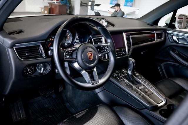 used 2018 Porsche Macan car