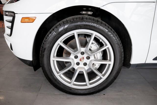 used 2018 Porsche Macan car