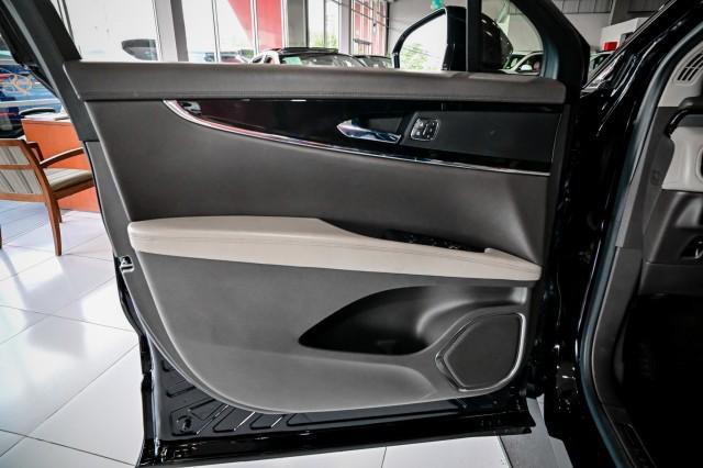 used 2021 Lincoln Nautilus car, priced at $22,784