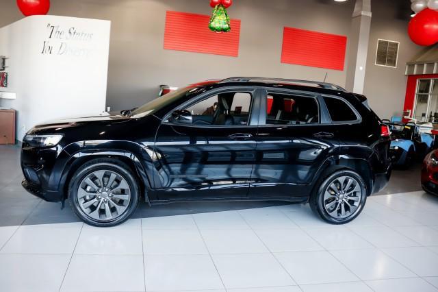 used 2019 Jeep Cherokee car, priced at $13,925