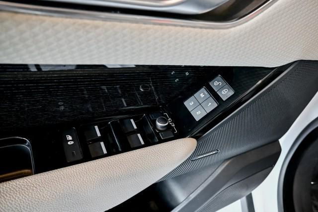 used 2020 Land Rover Range Rover Velar car, priced at $24,700