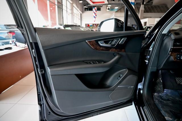 used 2018 Audi Q7 car, priced at $16,750